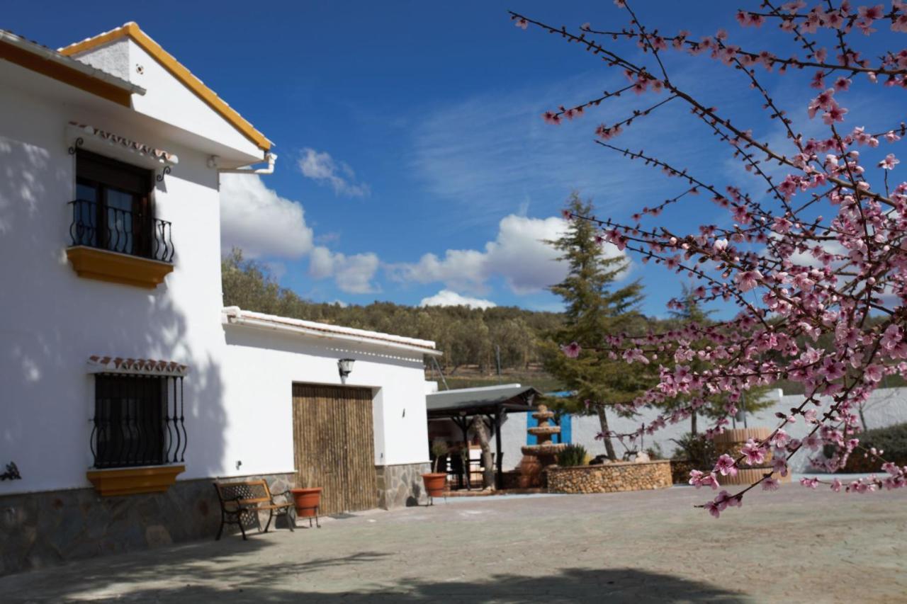 Casa De Las Montanas Villanueva del Trabuco Eksteriør billede